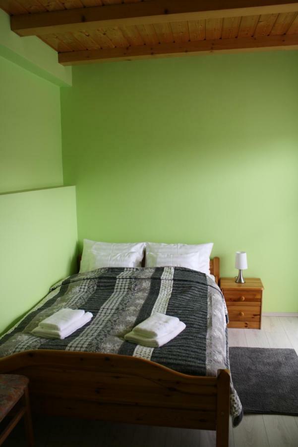 Kedvenc Vendeghaz Hotel Miskolc Luaran gambar