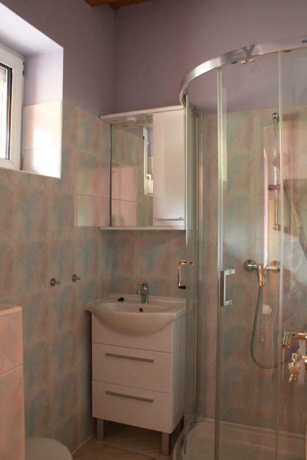 Kedvenc Vendeghaz Hotel Miskolc Luaran gambar
