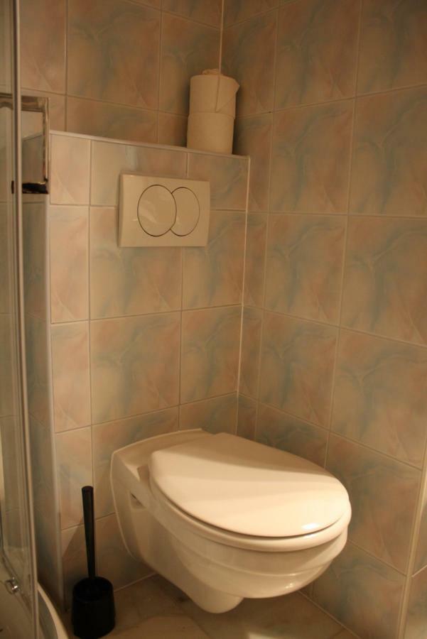 Kedvenc Vendeghaz Hotel Miskolc Luaran gambar