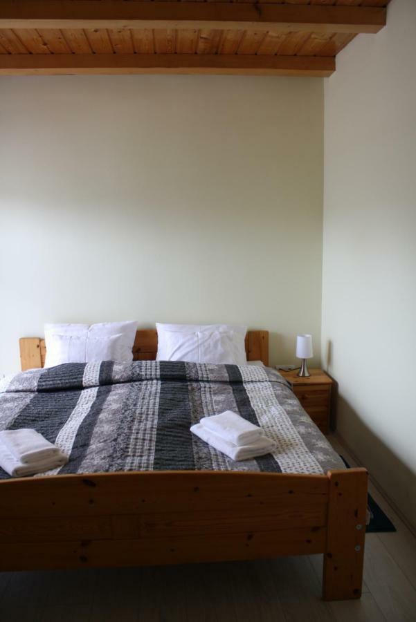 Kedvenc Vendeghaz Hotel Miskolc Luaran gambar