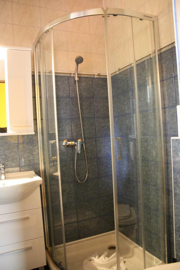 Kedvenc Vendeghaz Hotel Miskolc Luaran gambar