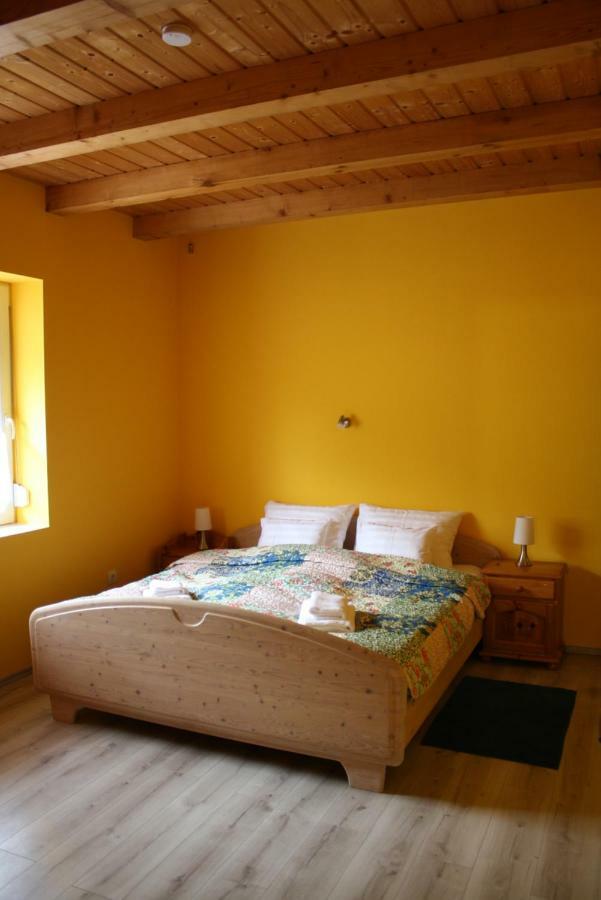 Kedvenc Vendeghaz Hotel Miskolc Luaran gambar